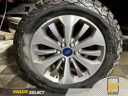 Used 2014 Ford F150 XLT w/ XLT Chrome Package RWD image 22