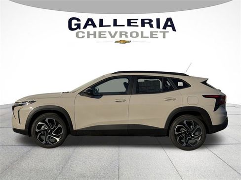 New 2026 Chevrolet Trax RS w/ Sunroof Package image 4