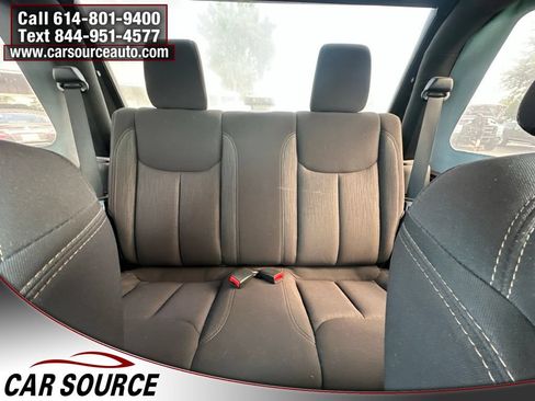 Used 2013 Jeep Wrangler Sahara w/ Dual Top Group AWD/4WD image 15