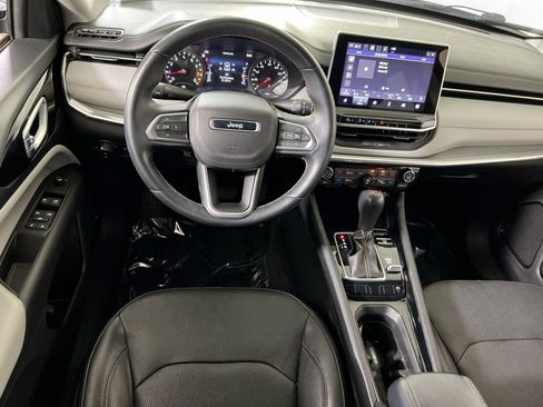 Used 2022 Jeep Compass Limited AWD/4WD image 21