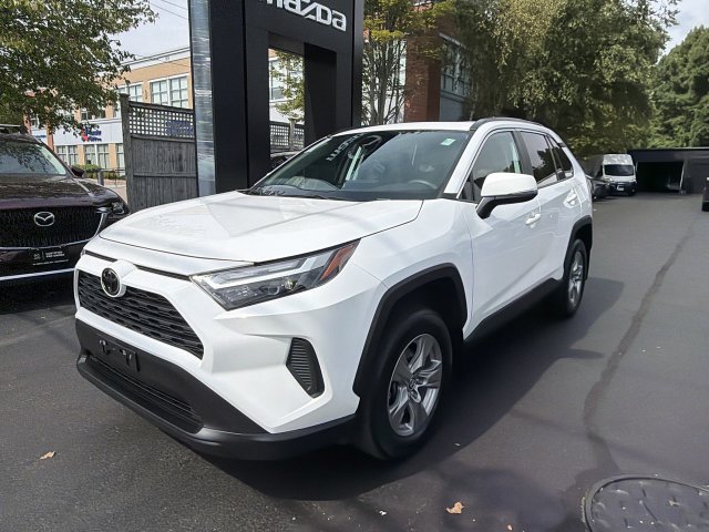 Used 2024 Toyota RAV4 XLE w/ Convenience Package AWD/4WD image 4
