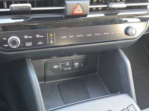 New 2026 Kia Sportage SX image 16