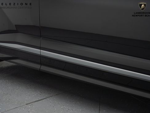 Used 2019 Lamborghini Urus image 6