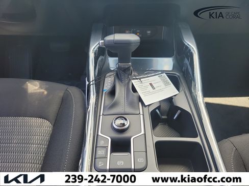New 2026 Kia Sorento LX FWD image 18
