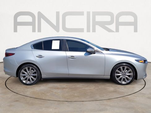 Used 2020 MAZDA MAZDA3 Sedan w/ Select Package FWD image 12