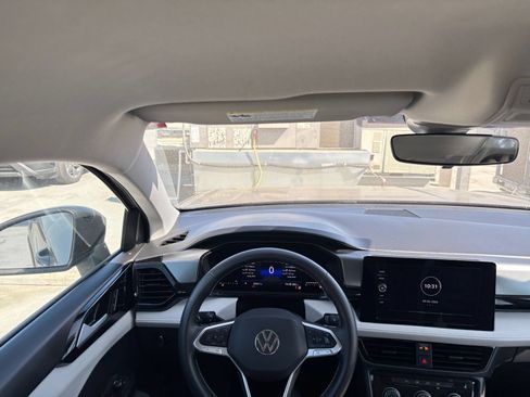 Used 2026 Volkswagen Taos S FWD image 31