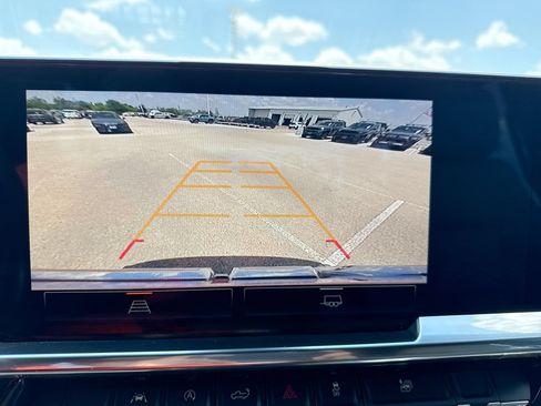 Used 2023 GMC Sierra 1500 SLT RWD image 22
