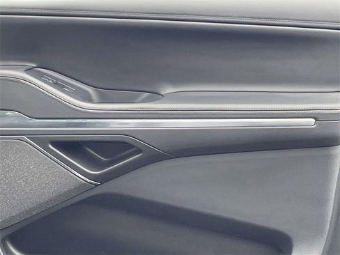 Used 2025 Lincoln Navigator Reserve w/ Jet Appearance Package image 32