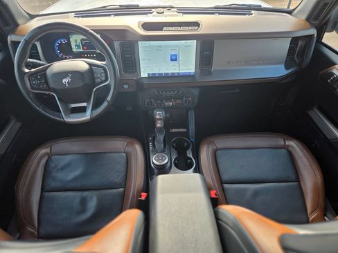 Certified 2022 Ford Bronco Outer Banks AWD/4WD image 9