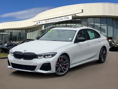 Used 2022 BMW M340i xDrive image 1