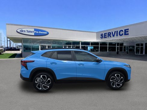 Used 2024 Chevrolet Trax RS w/ Driver Confidence Package FWD image 9