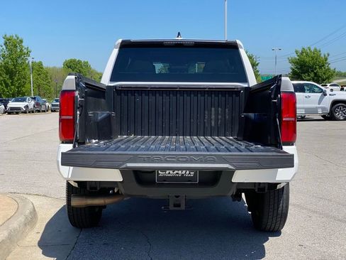 Used 2024 Toyota Tacoma SR5 RWD image 8