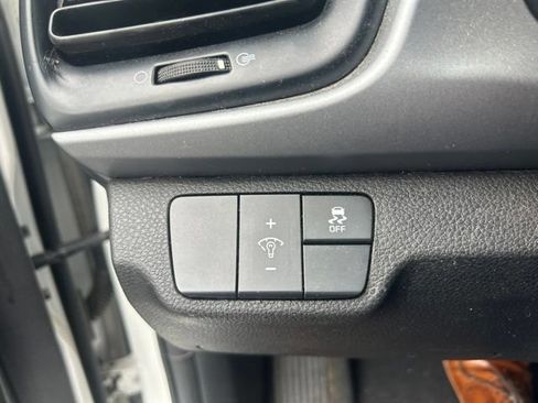 Used 2023 Kia Rio S w/ Technology Package FWD image 14