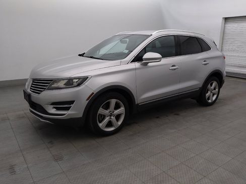 Used 2015 Lincoln MKC FWD image 2