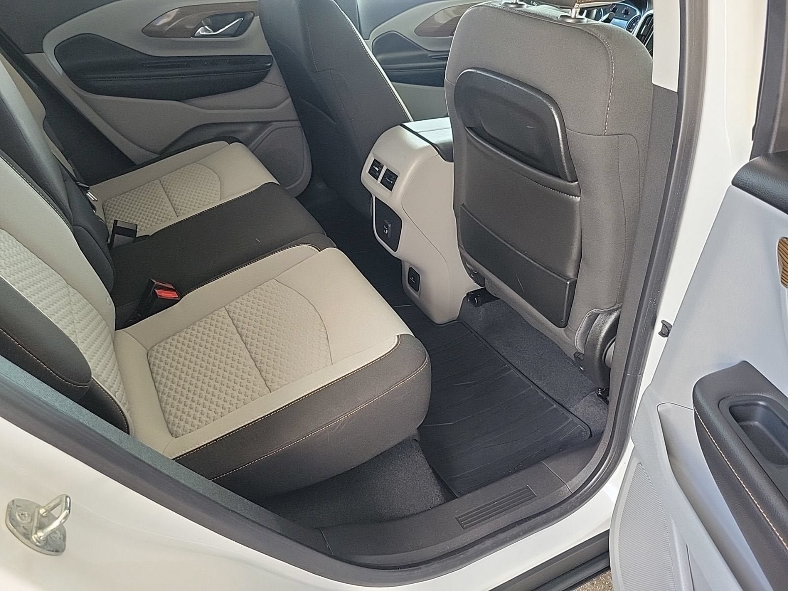 Certified 2021 GMC Terrain SLE w/ Driver Convenience Package FWD image 13