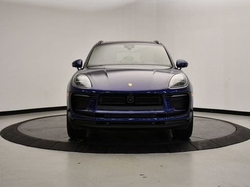 Certified 2026 Porsche Macan Turbo AWD/4WD image 10