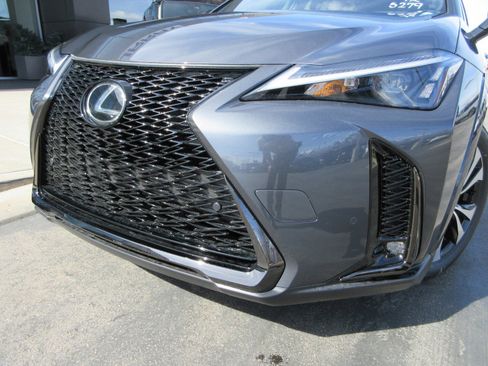New 2025 Lexus UX 300h AWD image 16