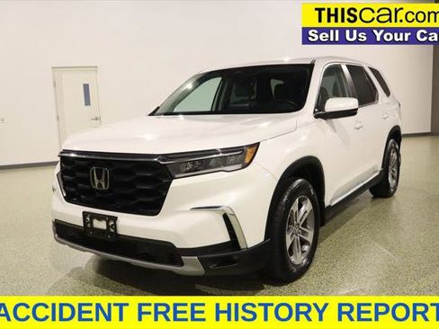 Used 2023 Honda Pilot EX-L image 3