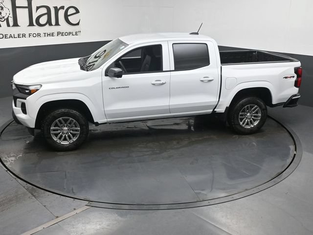New 2026 Chevrolet Colorado LT w/ LT Convenience Package AWD/4WD image 36