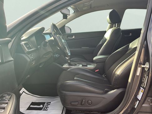 Used 2019 Kia Optima S FWD image 22