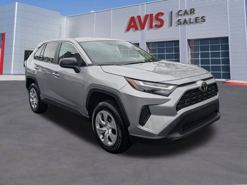 Used 2025 Toyota RAV4 LE image 3
