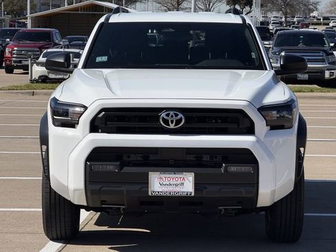 Used 2025 Toyota 4Runner SR5 image 8