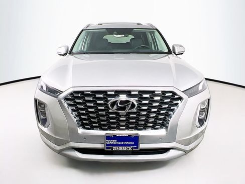 Certified 2022 Hyundai Palisade Limited w/ Winter Package AWD/4WD image 2