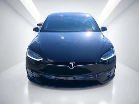 Used 2020 Tesla Model X Long Range AWD/4WD image 3