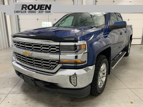 Used 2017 Chevrolet Silverado 1500 LT w/ All Star Edition AWD/4WD image 1