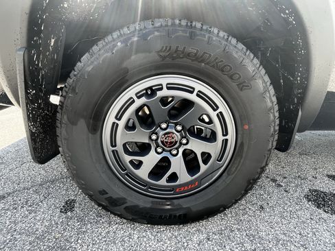 New 2026 Nissan Frontier PRO-4X w/ Tow Package AWD/4WD image 10