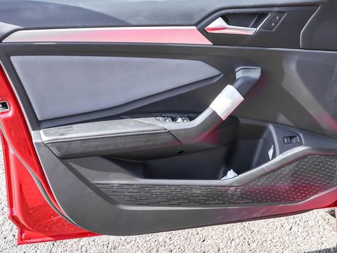 New 2026 Volkswagen Jetta SE FWD image 34