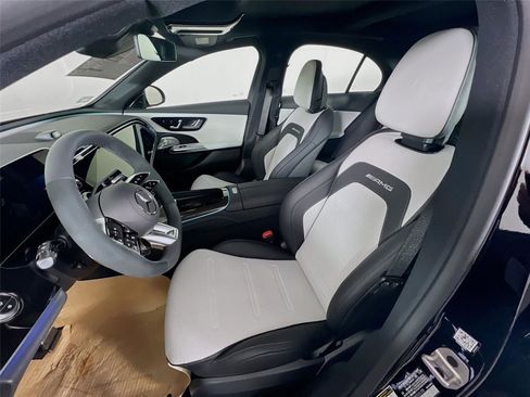 New 2026 Mercedes-Benz E 53 AMG e 4MATIC Sedan image 23