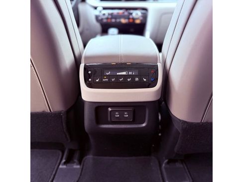 Certified 2026 INFINITI QX60 Luxe FWD image 32