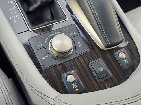 Used 2014 Lexus LS 460 image 24