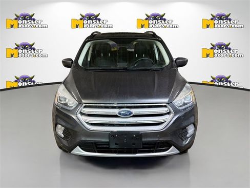 Used 2018 Ford Escape SEL w/ Canadian Touring Package image 2