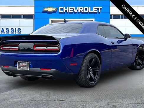 Used 2022 Dodge Challenger SRT Hellcat w/ SRT Black Package RWD image 19