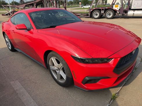 Used 2026 Ford Mustang Premium RWD image 5