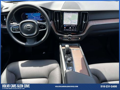 Certified 2024 Volvo XC60 B5 Plus w/ Climate Package AWD/4WD image 13