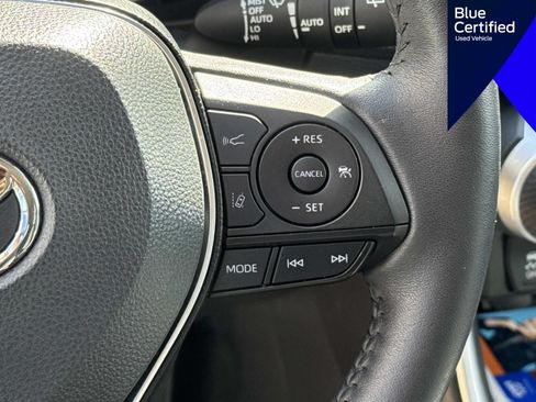 Used 2025 Toyota RAV4 XLE w/ Weather Package FWD image 32