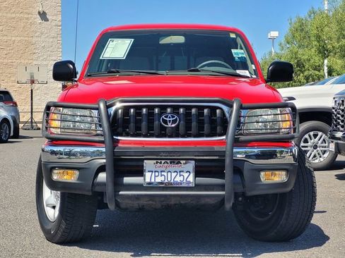 Used 2004 Toyota Tacoma PreRunner RWD image 3