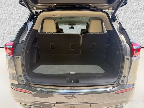 Used 2018 Buick Enclave Premium w/ Trailering Package FWD image 12