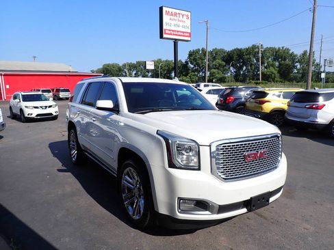 Used 2016 GMC Yukon Denali w/ Open Road Package AWD/4WD image 1