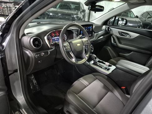 Certified 2025 Chevrolet Blazer LT AWD/4WD image 11
