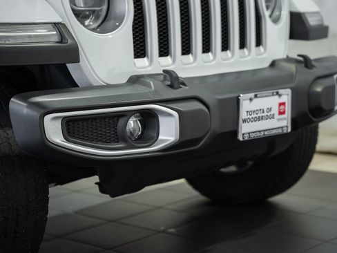 Used 2021 Jeep Wrangler Unlimited Sahara w/ Dual Top Group AWD/4WD image 13