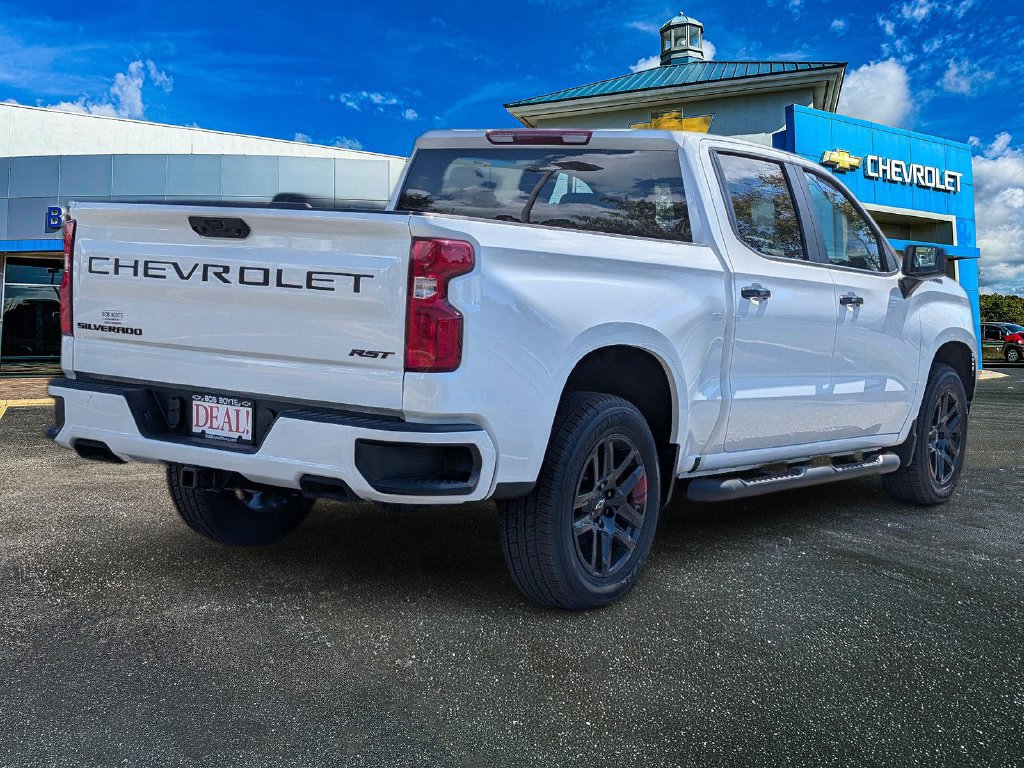 New 2026 Chevrolet Silverado 1500 RST w/ Redline Edition RWD image 7