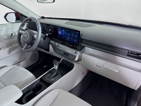 Used 2024 Hyundai Kona SEL image 34