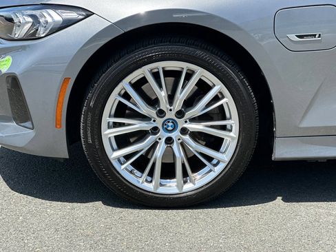 Used 2023 BMW 330e xDrive w/ Driving Assistance Package AWD/4WD image 25