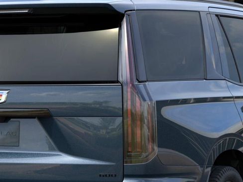 New 2026 Cadillac Escalade Platinum Sport w/ LPO, ONYX Package AWD/4WD image 11