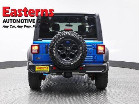 Used 2023 Jeep Wrangler Unlimited w/ Cold Weather Group AWD/4WD image 6