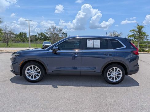 Used 2023 Honda CR-V EX image 8